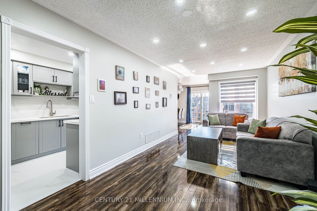 Photo of 100 Monaco Court, Brampton, ON L7A 1X2 (MLS # W13044788)