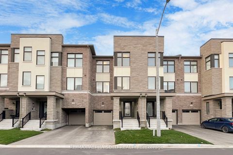 66 Puisaya Drive Richmond Hill ON L4E 1L2
