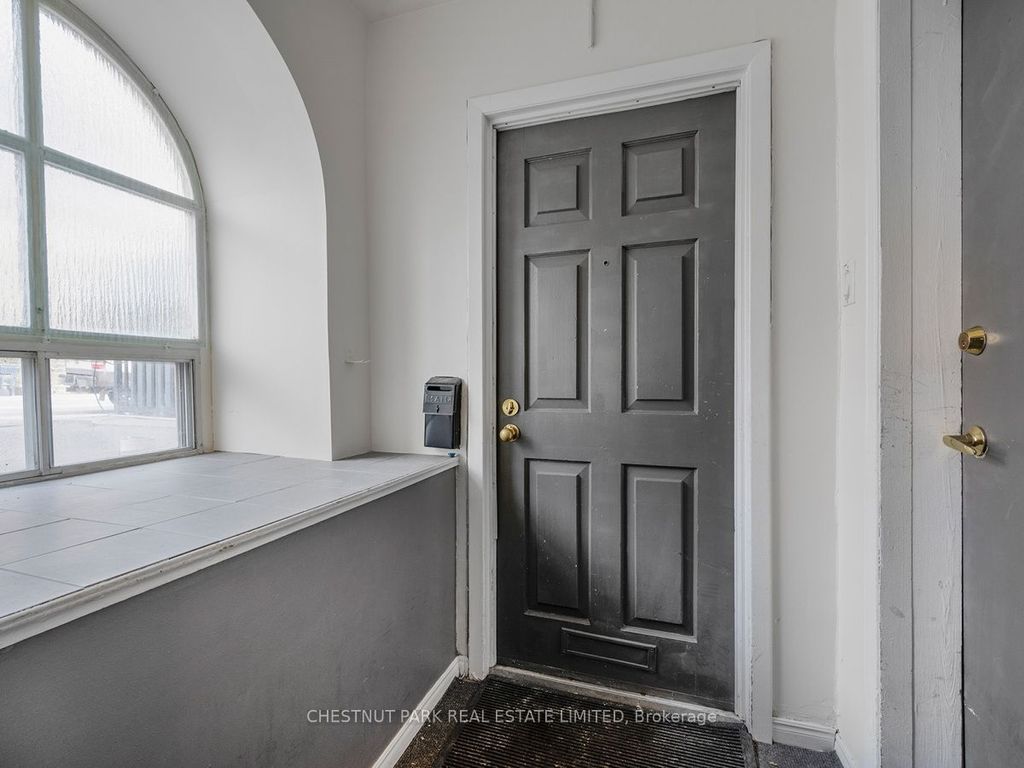 Photo of 657 Davenport Road, Toronto, ON M5R 1L3 (MLS # C12420846)