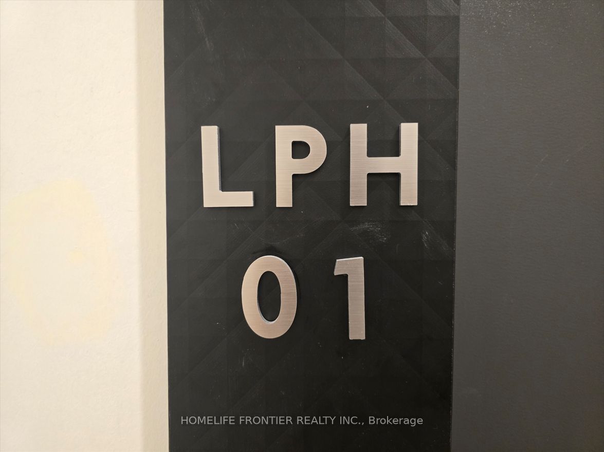 8 Wellesley Street W Lph01