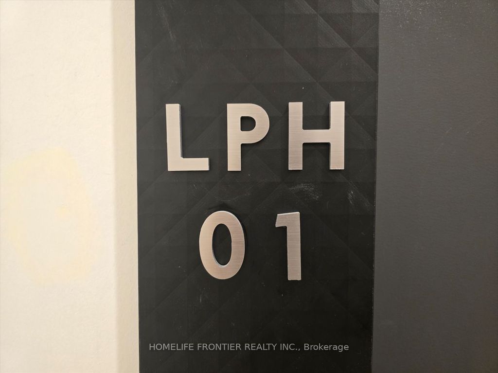 Photo of 8 Wellesley Street W #Lph01, Toronto, ON M4Y 0J5 (MLS # C12771034)