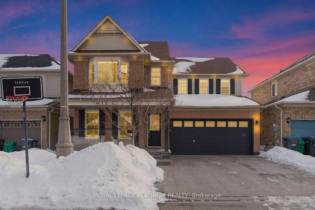 Photo of 23 Mendoza Drive, Brampton, ON L7A 3M1 (MLS # W12718974)