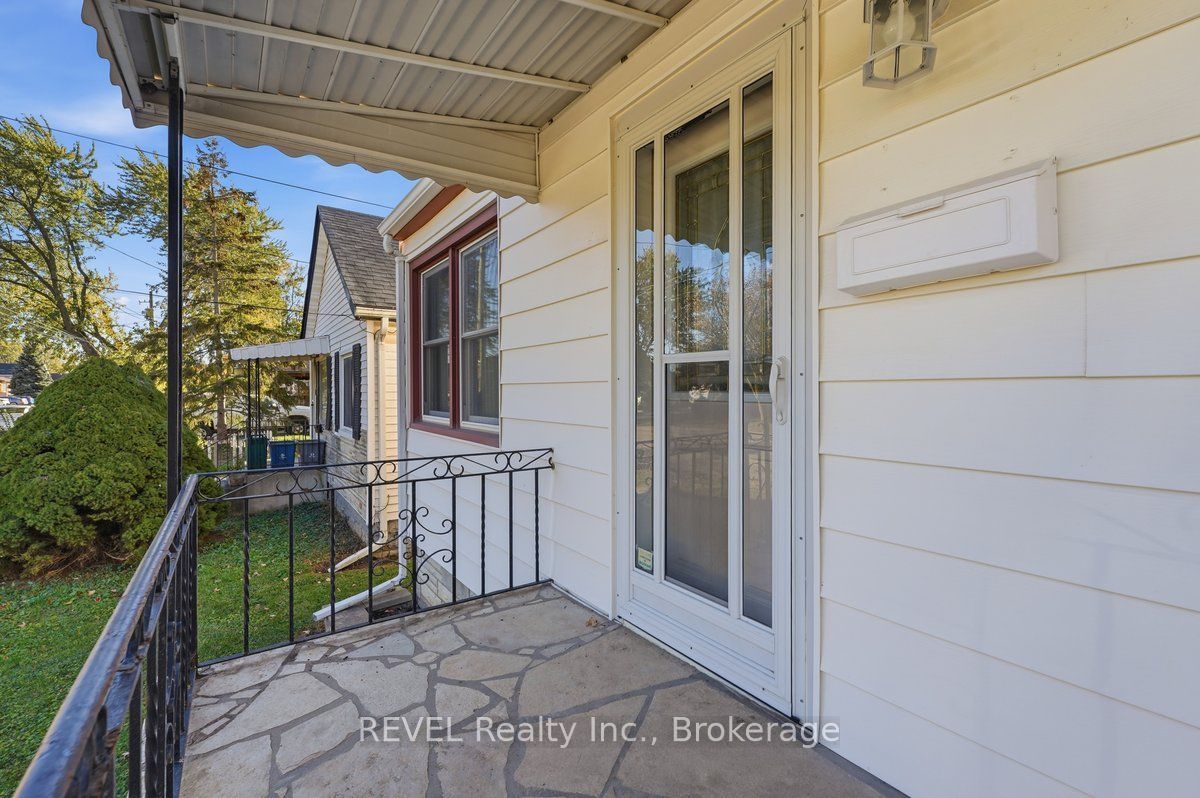 294 Wellington Street