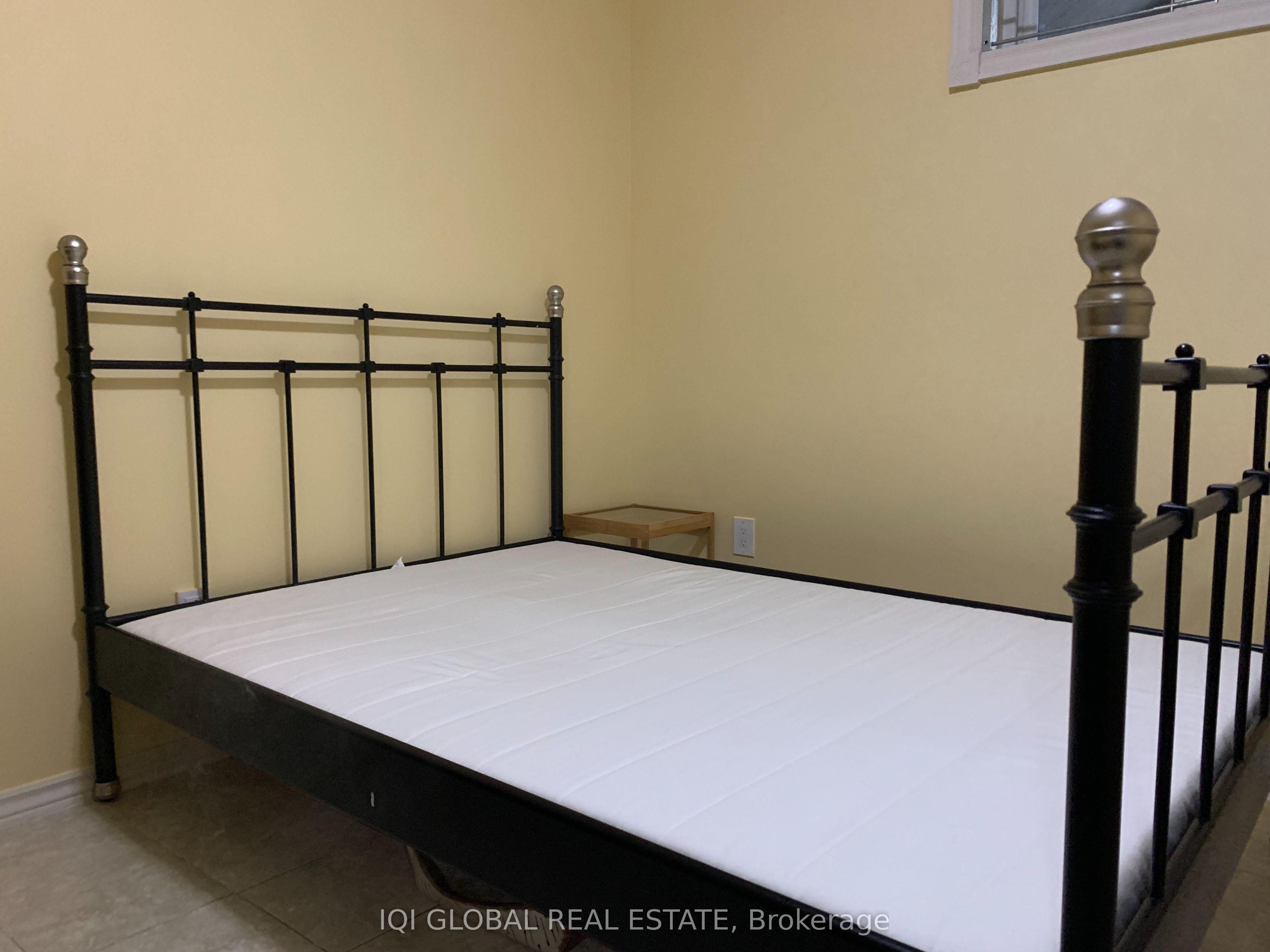 115 Briggs Avenue Bedroom