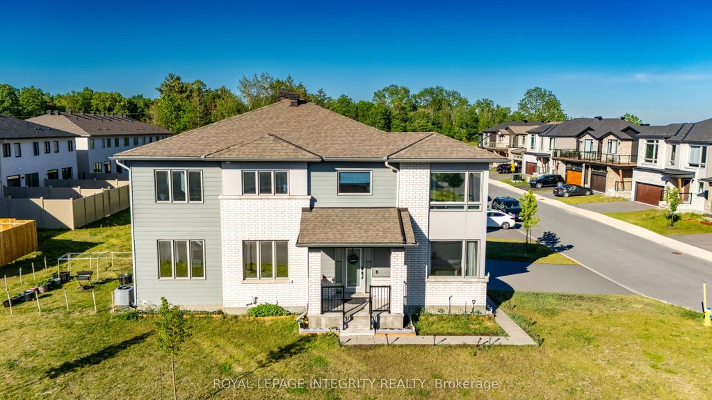 Photo of 660 Fenwick Way, Barrhaven, ON K2J 7E6 (MLS # X13429100)