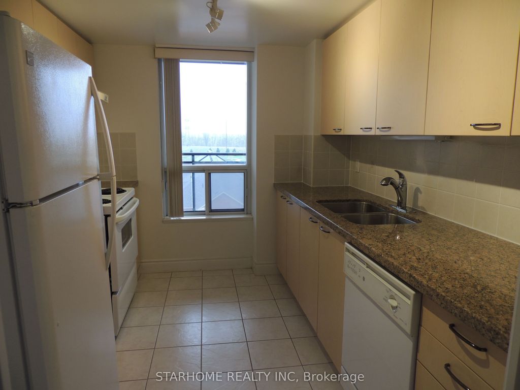 Photo of 51 Saddlecreek Drive #605, Markham, ON L3T 7Z1 (MLS # N13093204)