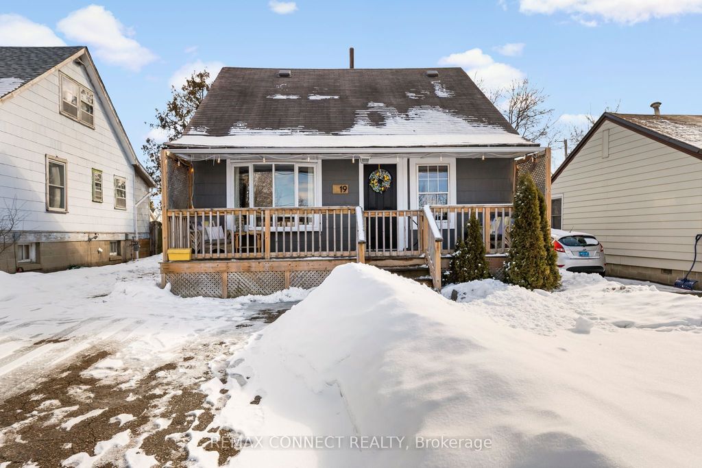 Photo of 19 Ontario Street, Ajax, ON L1S 1T4 (MLS # E12966324)