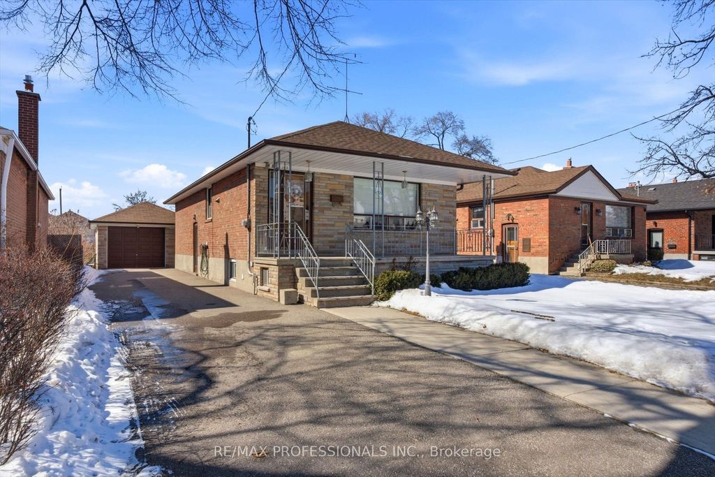 Photo of 54 Culnan Avenue, Toronto, ON M8Z 5B2 (MLS # W12848088)