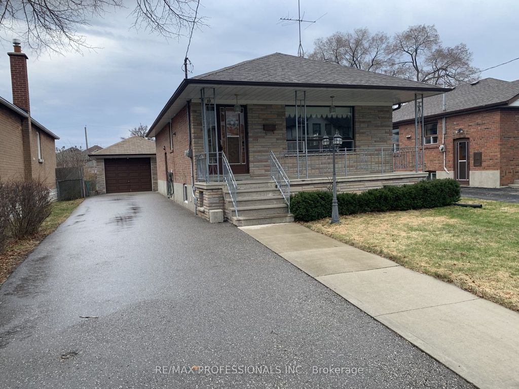 Photo of 54 Culnan Avenue, Toronto, ON M8Z 5B2 (MLS # W12848088)