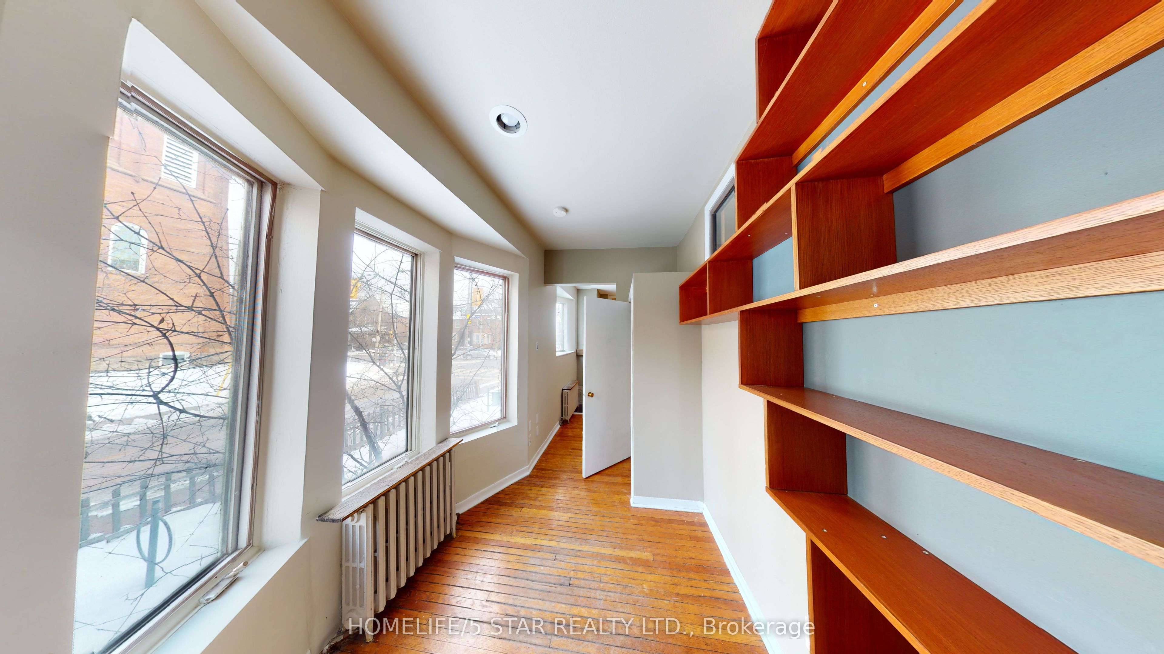 642 Dovercourt Road Apt 1