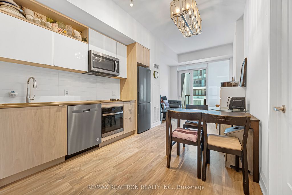 Photo of 121 Lower Sherbourne Street #1742, Toronto, ON M5A 0W8 (MLS # C13125342)