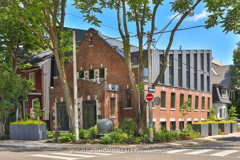 Photo of 225 Brunswick Avenue #PH 2, Toronto, ON M5S 2M6 (MLS # C12729240)