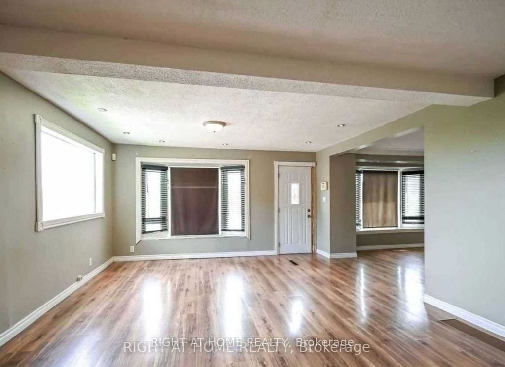 Photo of 1025 Stone Church Road E, Hamilton, ON L8W 1B2 (MLS # X12448411)