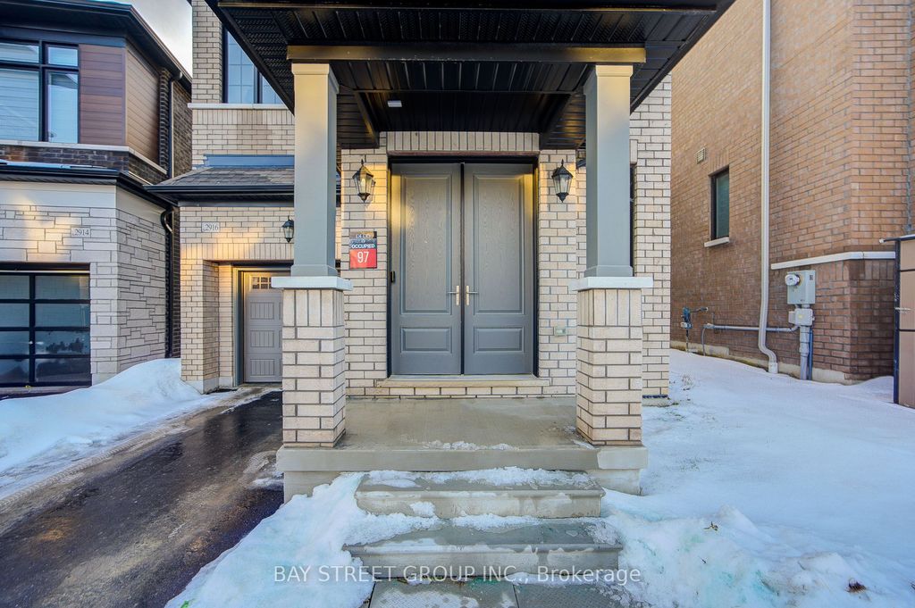 Photo of 2916 Nakina Street, Pickering, ON L1X 2R5 (MLS # E13051058)