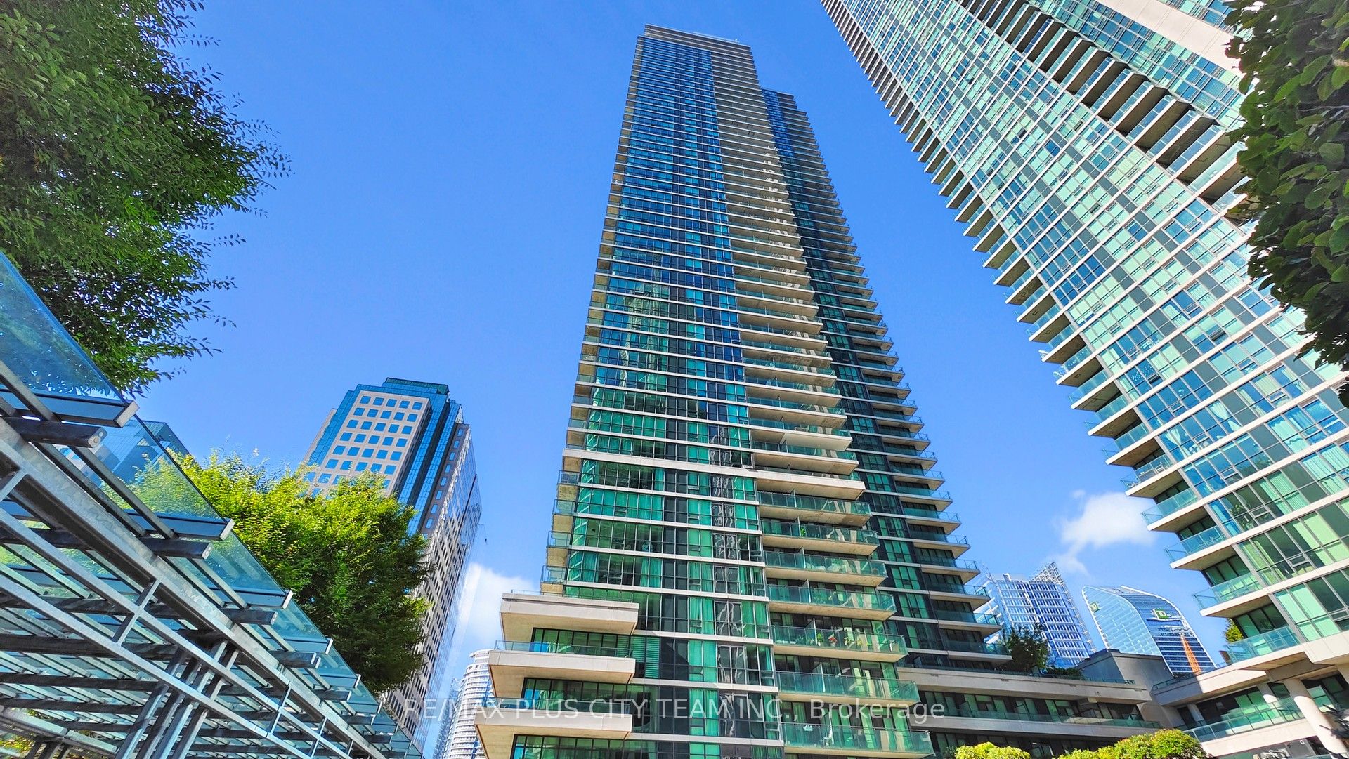 33 Bay Street 2902
