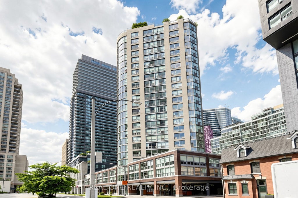 Photo of 24 Wellesley Street W #306, Toronto, ON M4Y 2X6 (MLS # C13492176)