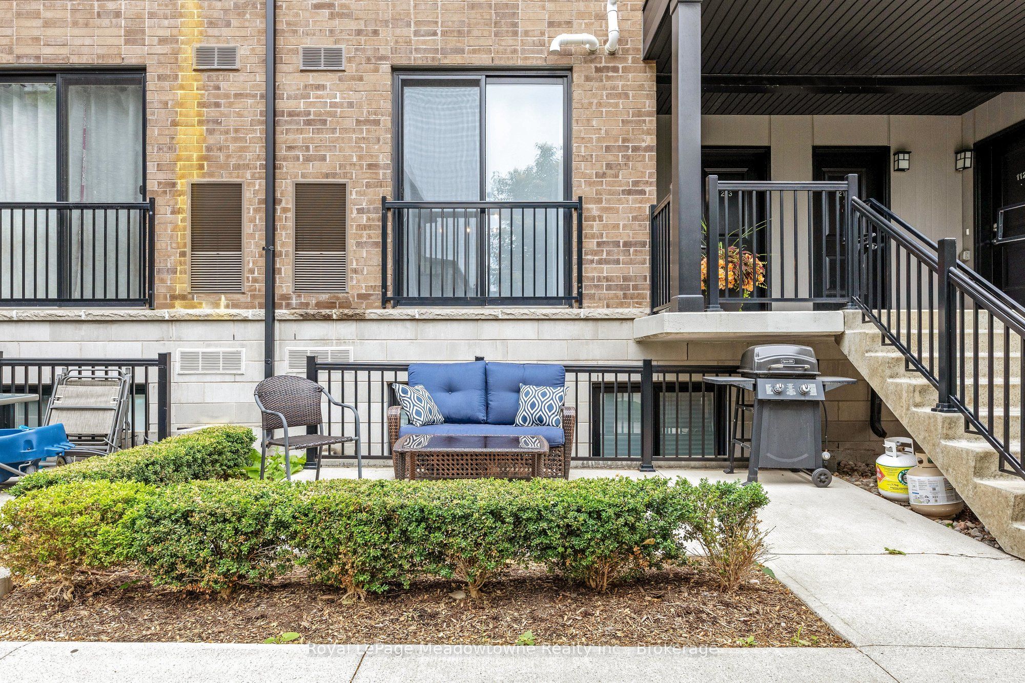 1200 Main Street E 113