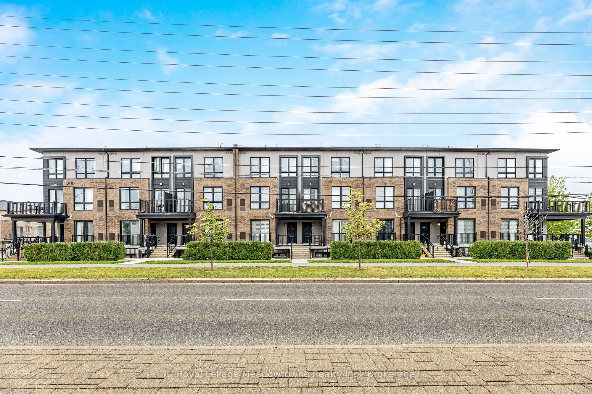 1200 Main Street E 113