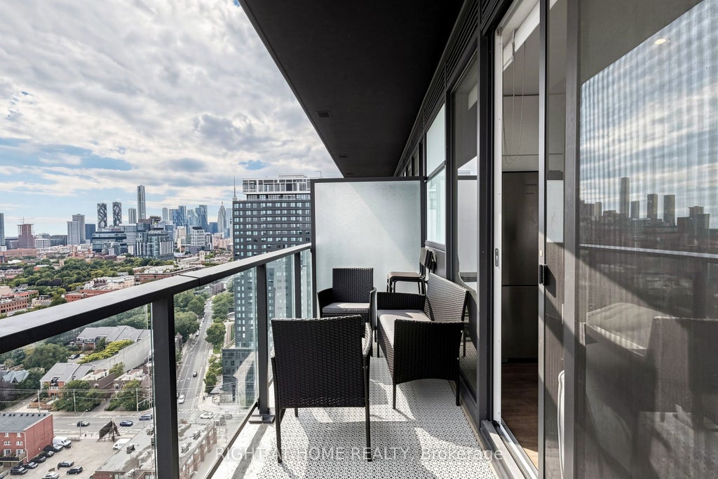Photo of 5 Defries Street #2502, Toronto, ON M5A 0W7 (MLS # C13763042)