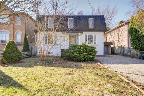 211 Pemberton Avenue Toronto ON M2M 1Y9
