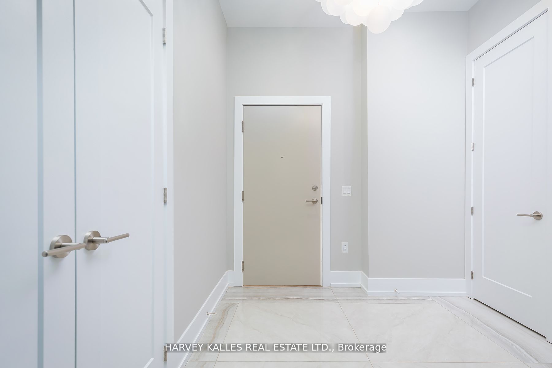 99 John Street 4802