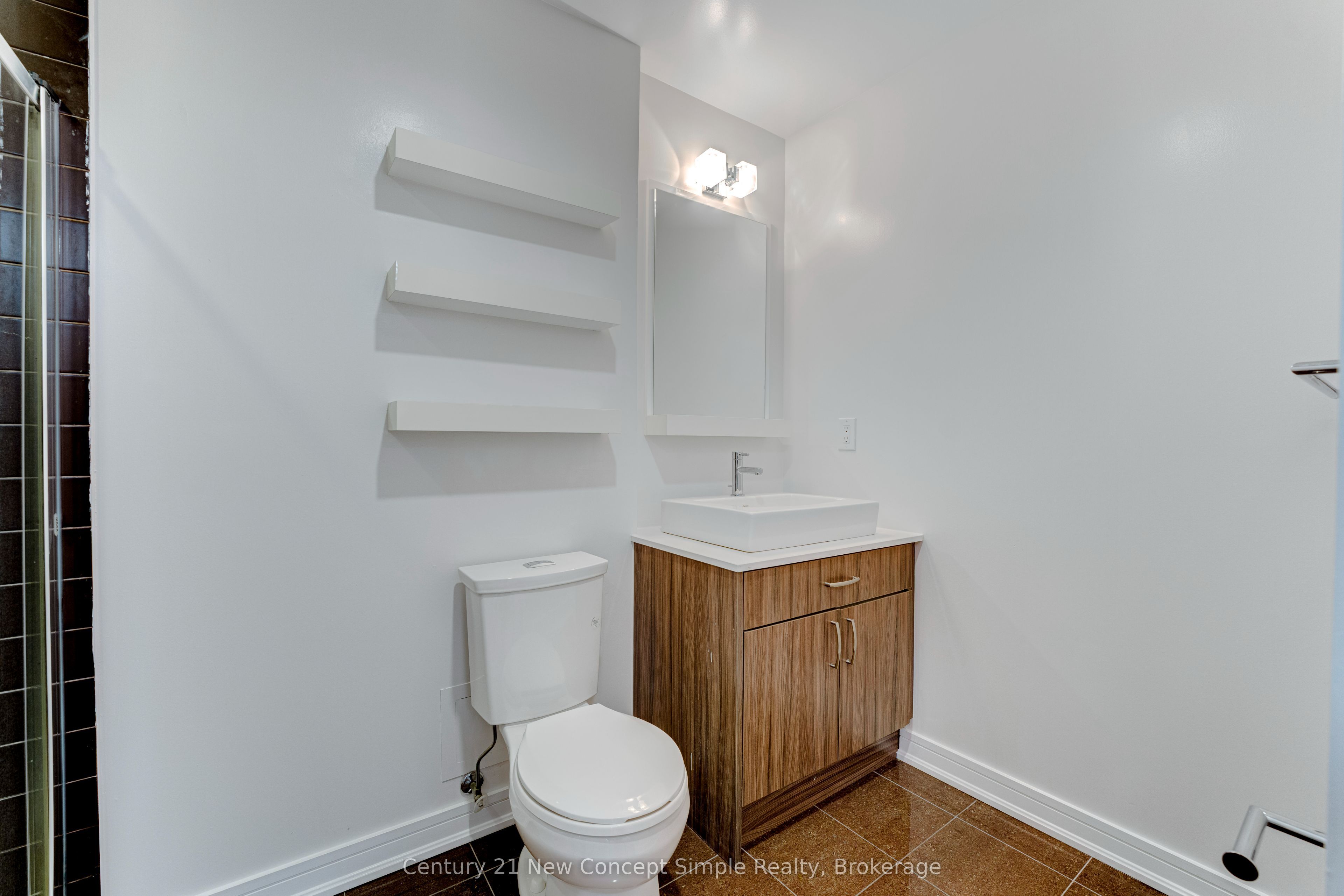 9205 Yonge Street 210