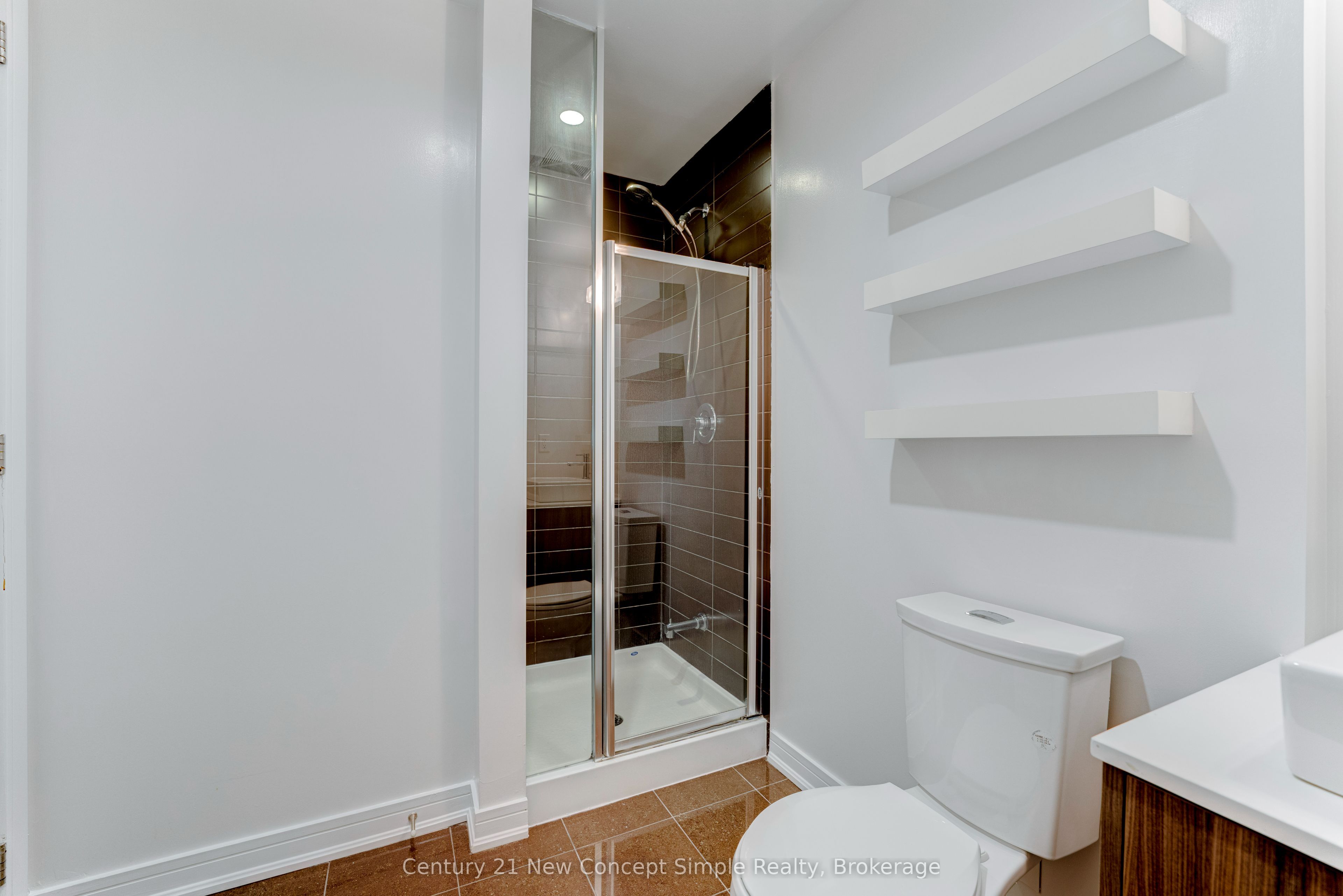 9205 Yonge Street 210