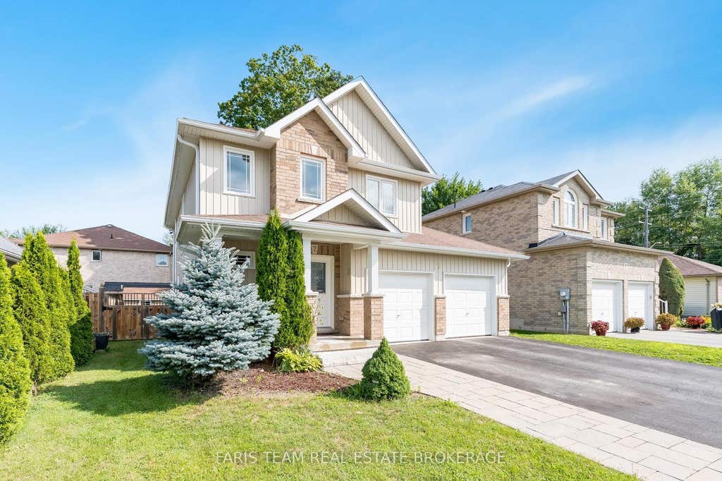 Photo of 7 Mancini Drive, Essa, ON L0M 1B1 (MLS # N13701078)