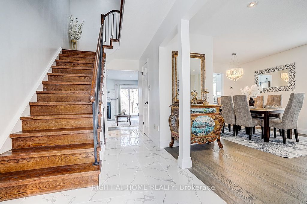 Photo of 32 Macauley Drive, Markham, ON L3T 5S4 (MLS # N12933406)