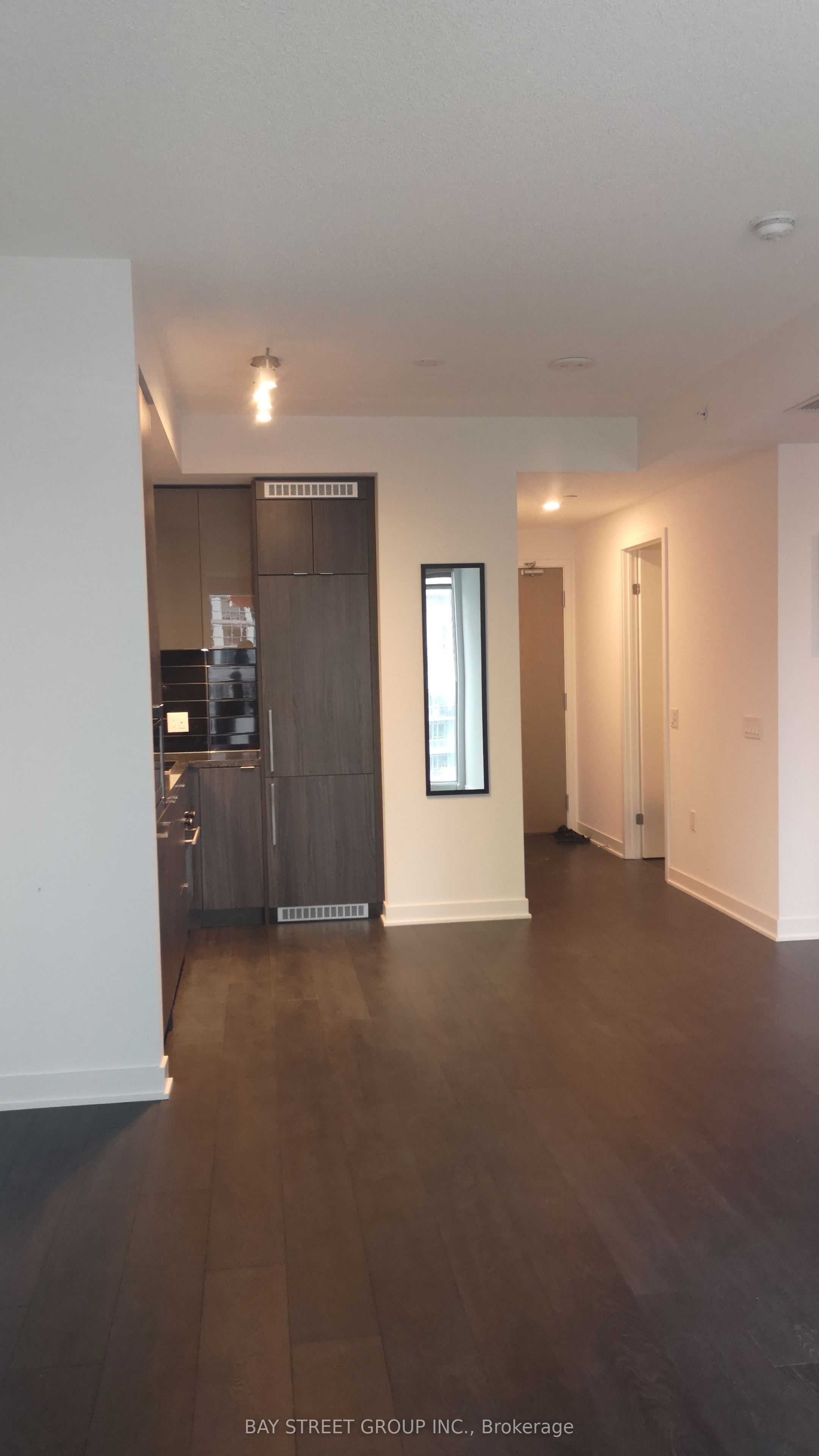 125 Blue Jays Way 1103