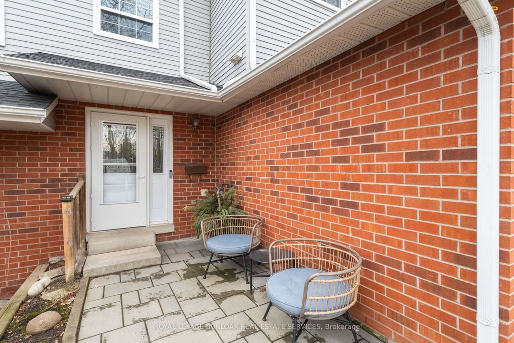 Photo of 2065 Amherst Heights Court #43, Burlington, ON L7P 4S1 (MLS # W12954436)