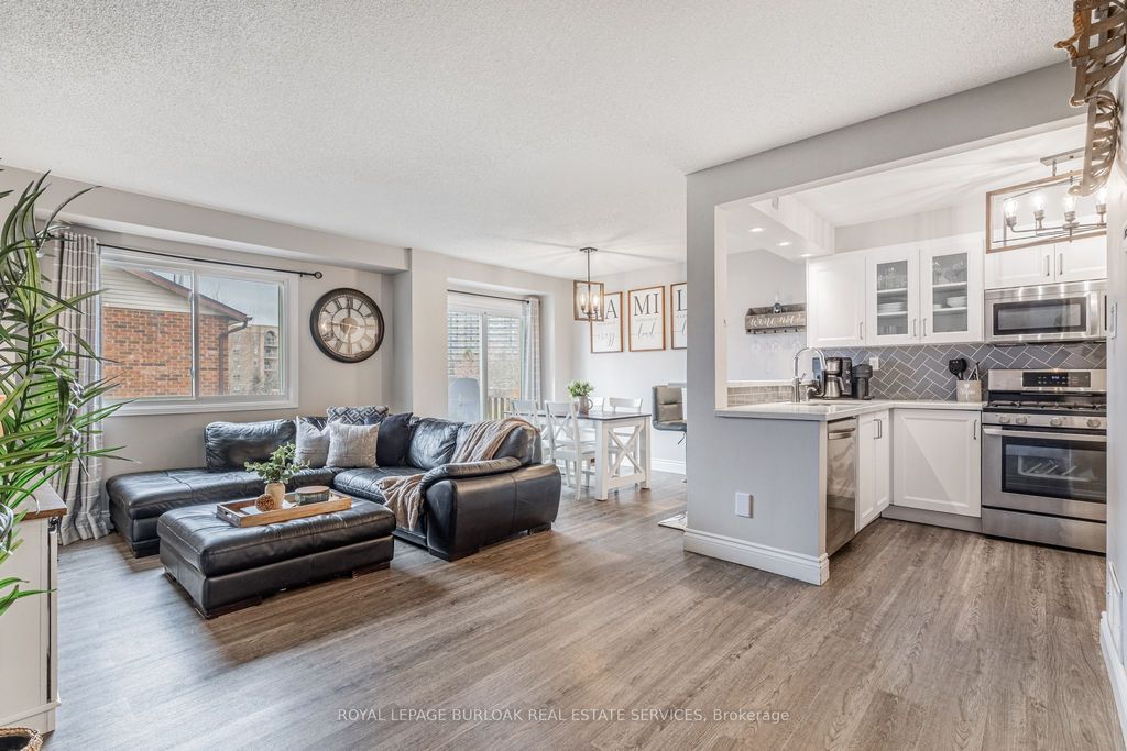 Photo of 2065 Amherst Heights Court #43, Burlington, ON L7P 4S1 (MLS # W12954436)