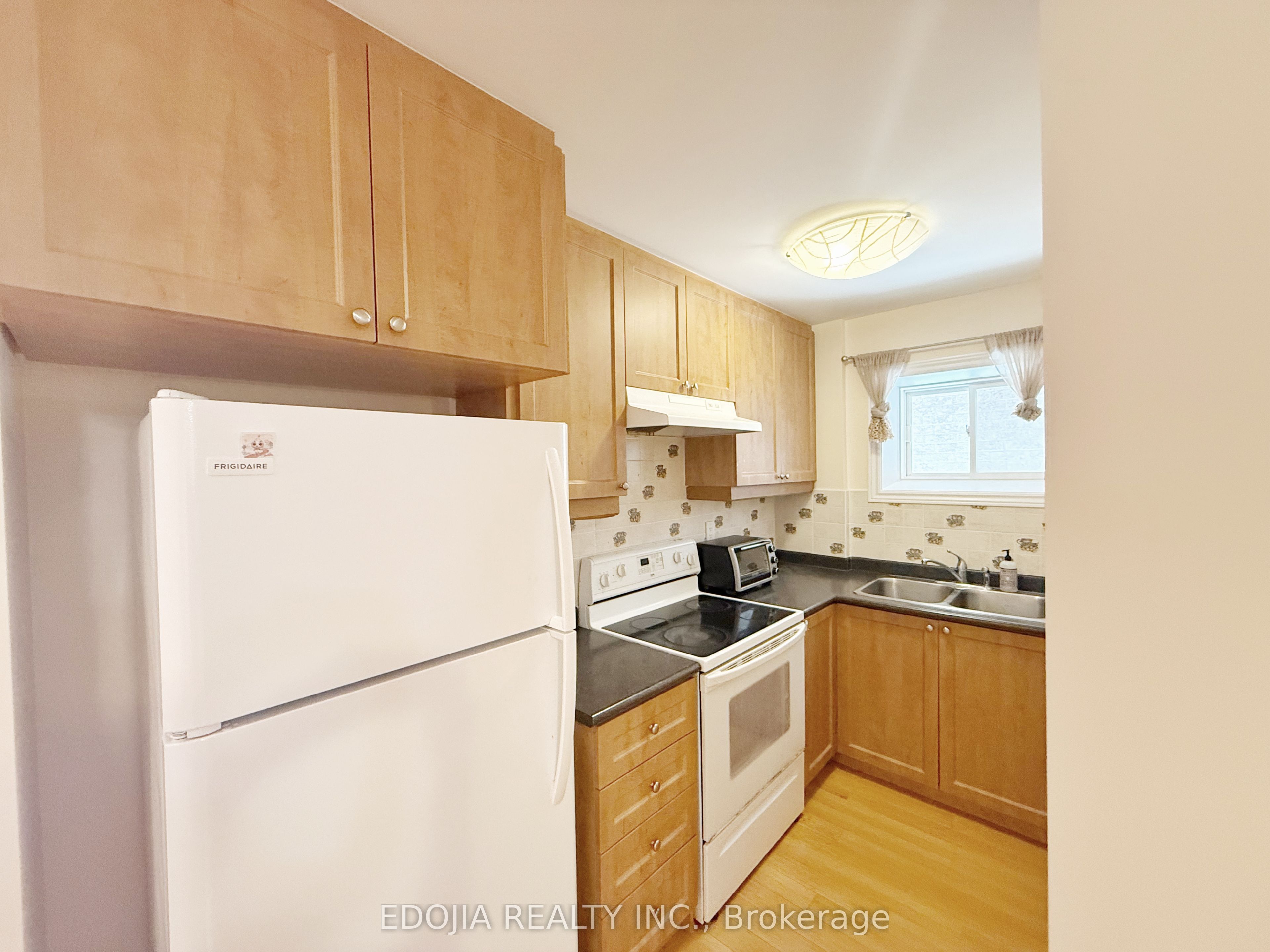265 Oberfrick Avenue (Bsmt)