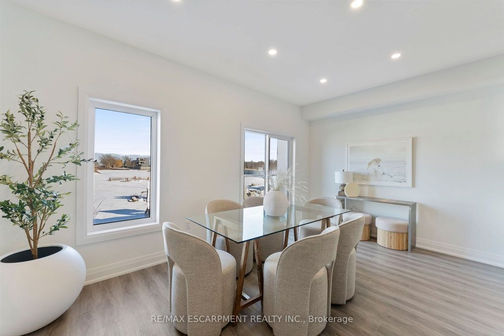 Photo of 14 Clear Valley Lane, Hamilton, ON L0R 1W0 (MLS # X12683044)