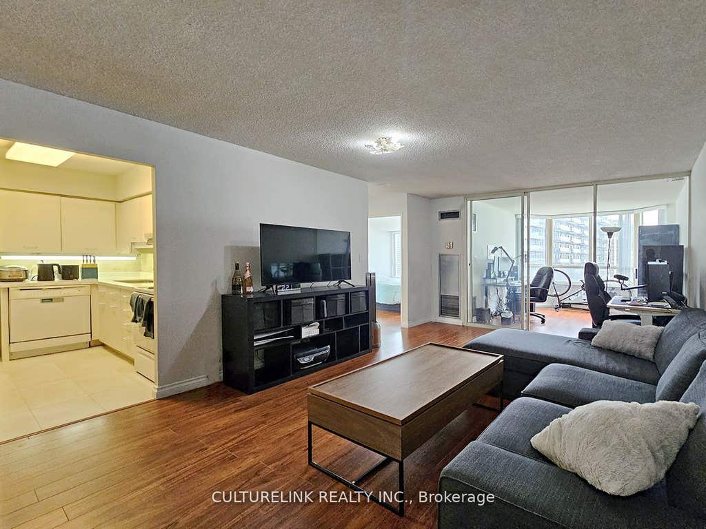 Photo of 30 Greenfield Avenue #2215, Toronto, ON M2N 6N3 (MLS # C13472290)