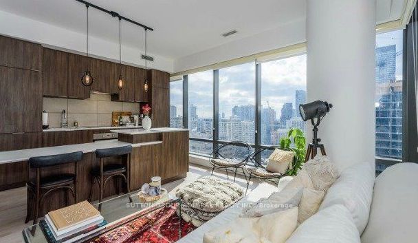 Photo of 5 St Joseph Street #1605, Toronto, ON M4Y 0B6 (MLS # C13814042)
