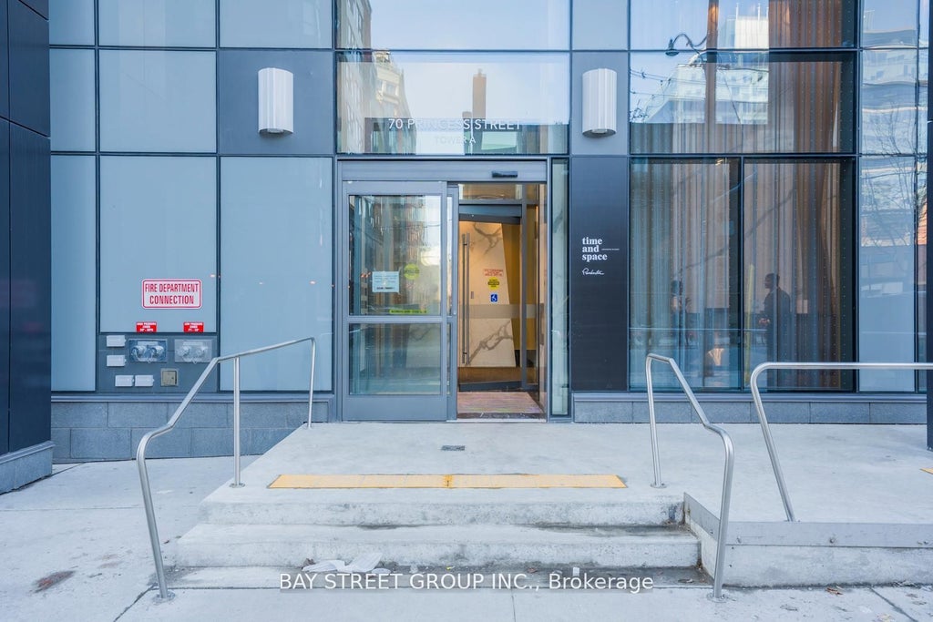 Photo of 70 Princess Street #1227E, Toronto, ON M5A 0X6 (MLS # C13512144)