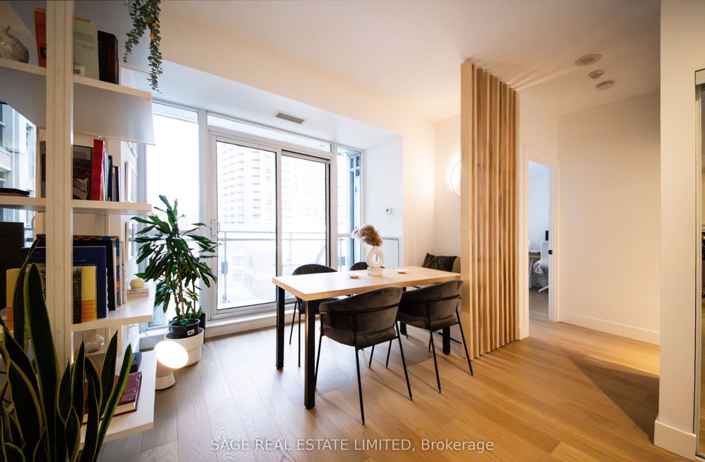 Photo of 628 Fleet Street #516, Toronto, ON M5V 1A8 (MLS # C12735120)