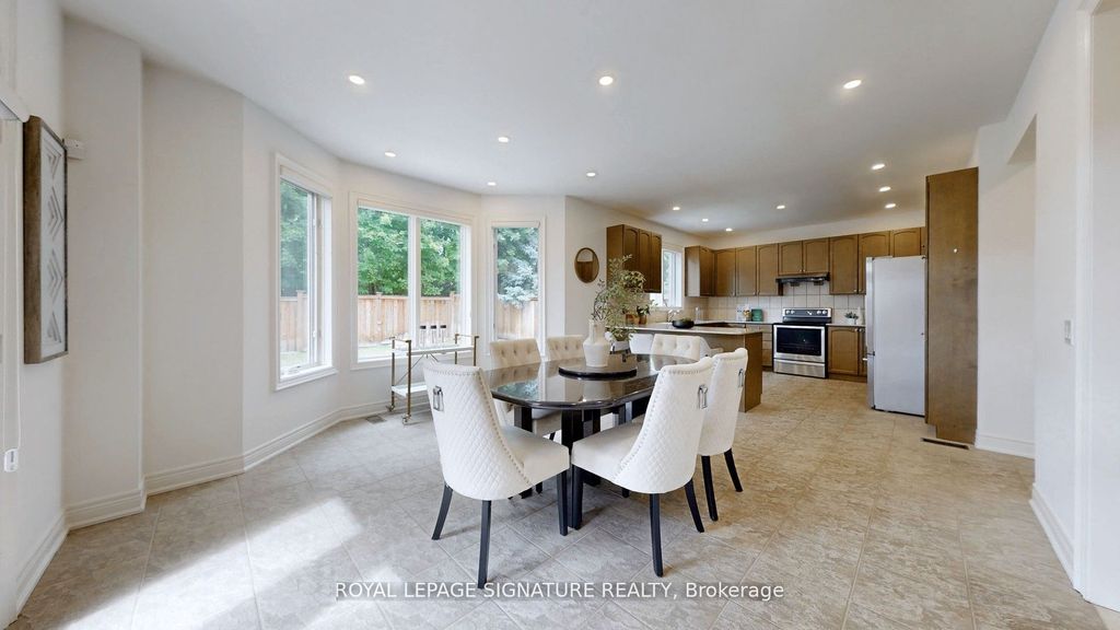 Photo of 2238 Lyndhurst Drive, Oakville, ON L6H 7V4 (MLS # W12450862)