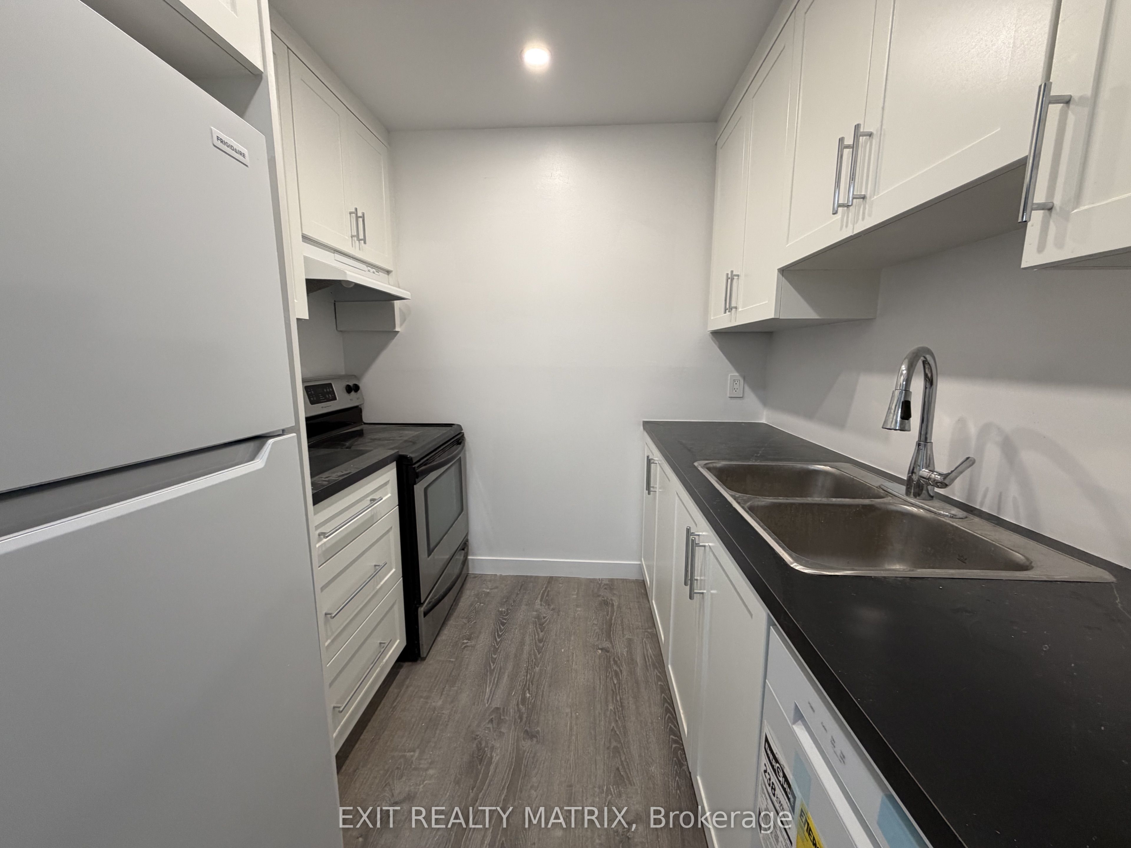 2610 Draper Avenue 50 - Photo 4