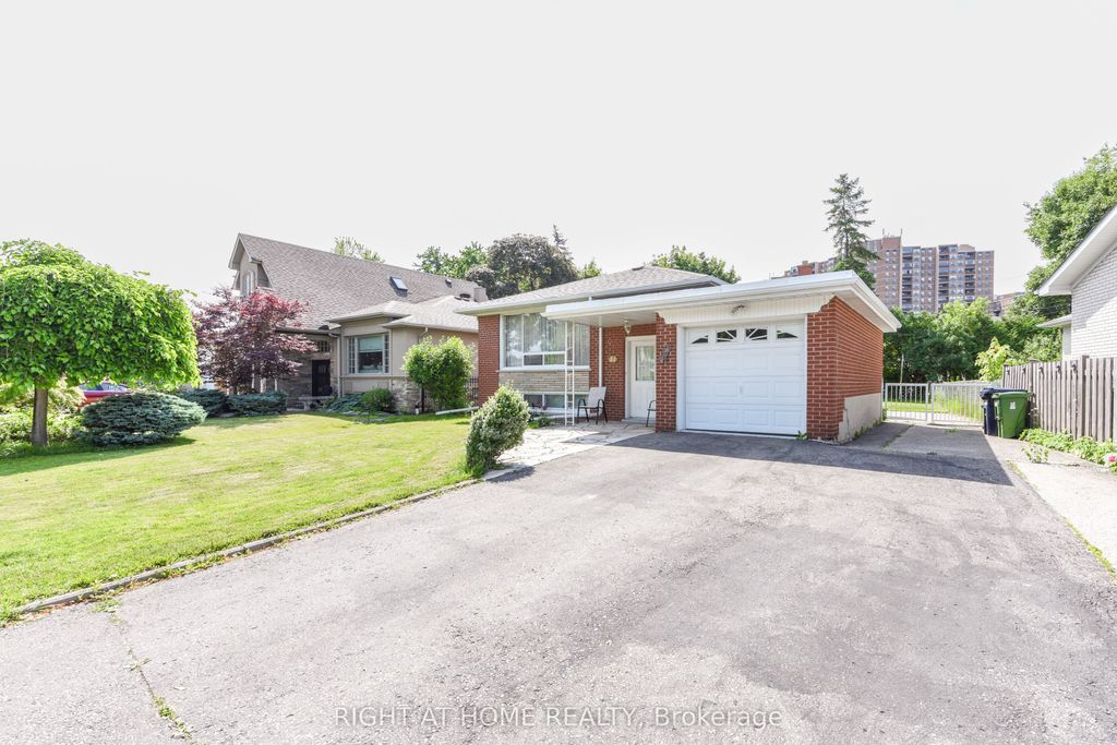 Photo of 44 Birgitta Crescent, Toronto, ON M9C 3W4 (MLS # W12409145)