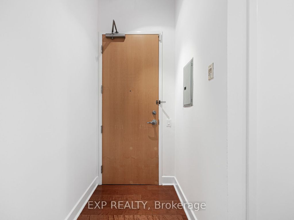 Photo of 1001 Roselawn Avenue #411, Toronto, ON M6B 4M4 (MLS # W12553946)