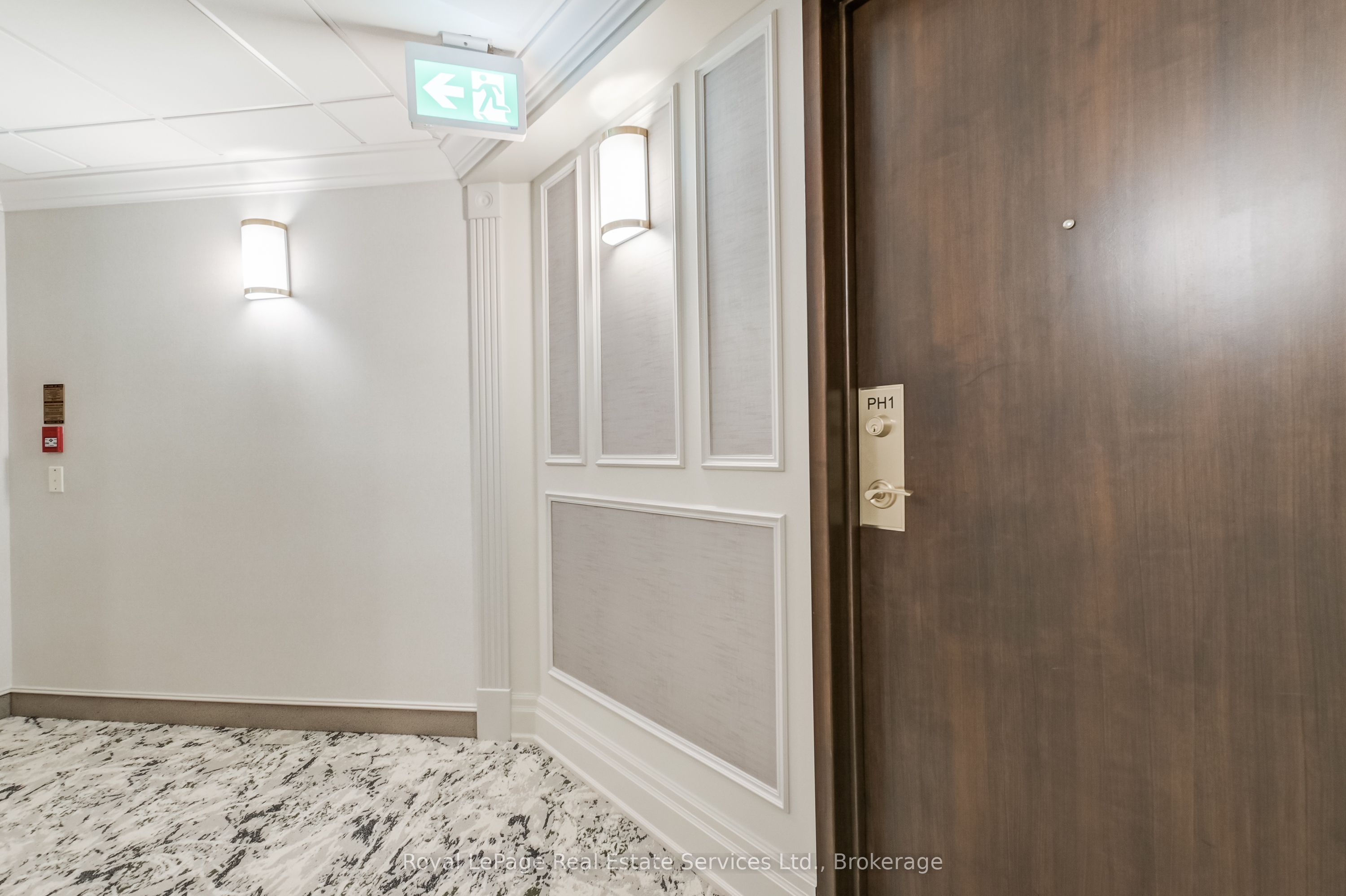 60 Old Mill Road PH1