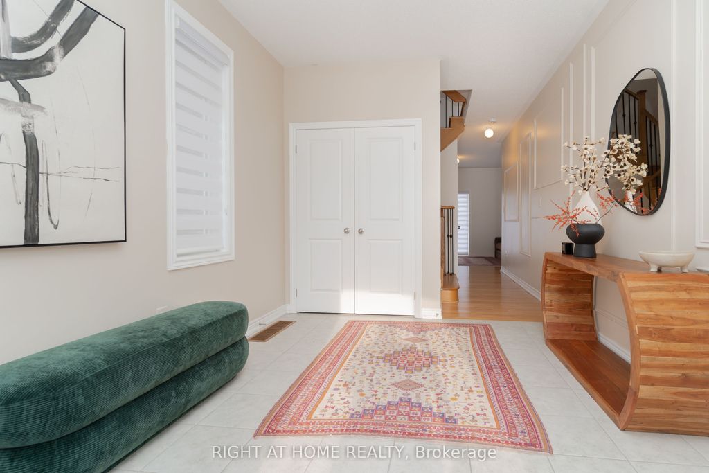 Photo of 12 Globemaster Lane, Richmond Hill, ON L4E 1H3 (MLS # N12445737)