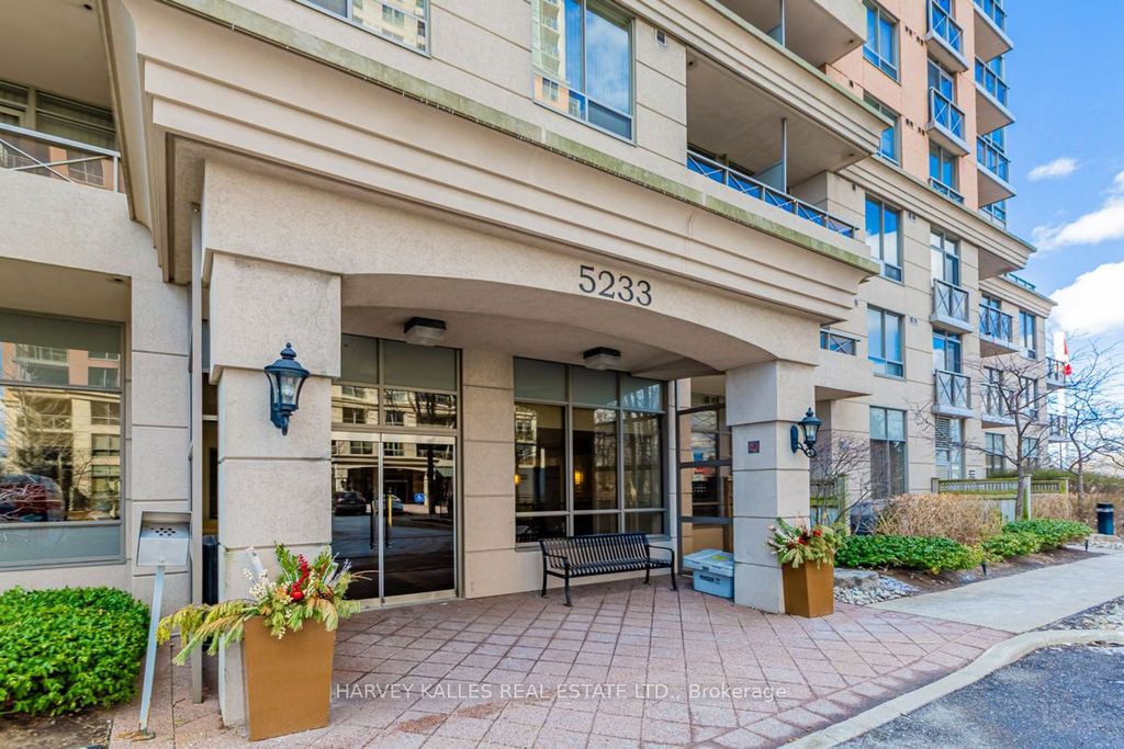 Photo of 5233 Dundas Street W #316, Toronto, ON M9B 6M1 (MLS # W12817040)