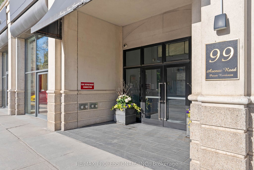 Photo of 99 Avenue Road #SUBPH3, Toronto, ON M5R 2G5 (MLS # C13145836)