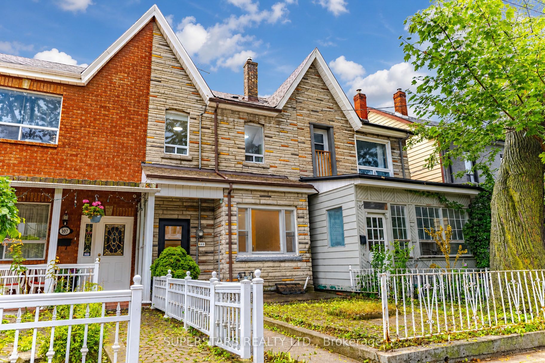 105 Bellwoods Avenue
