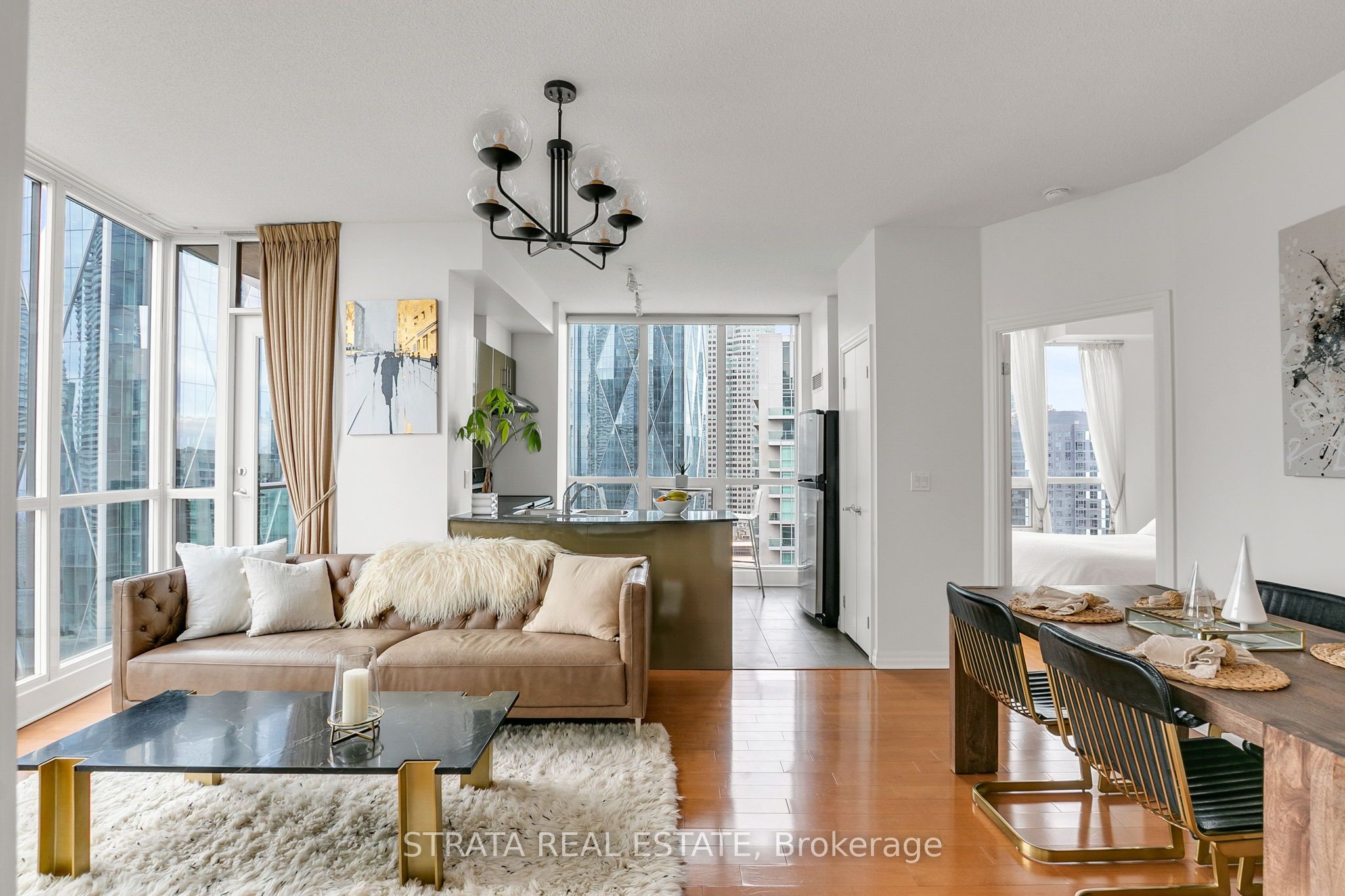 16 Yonge Street 3602