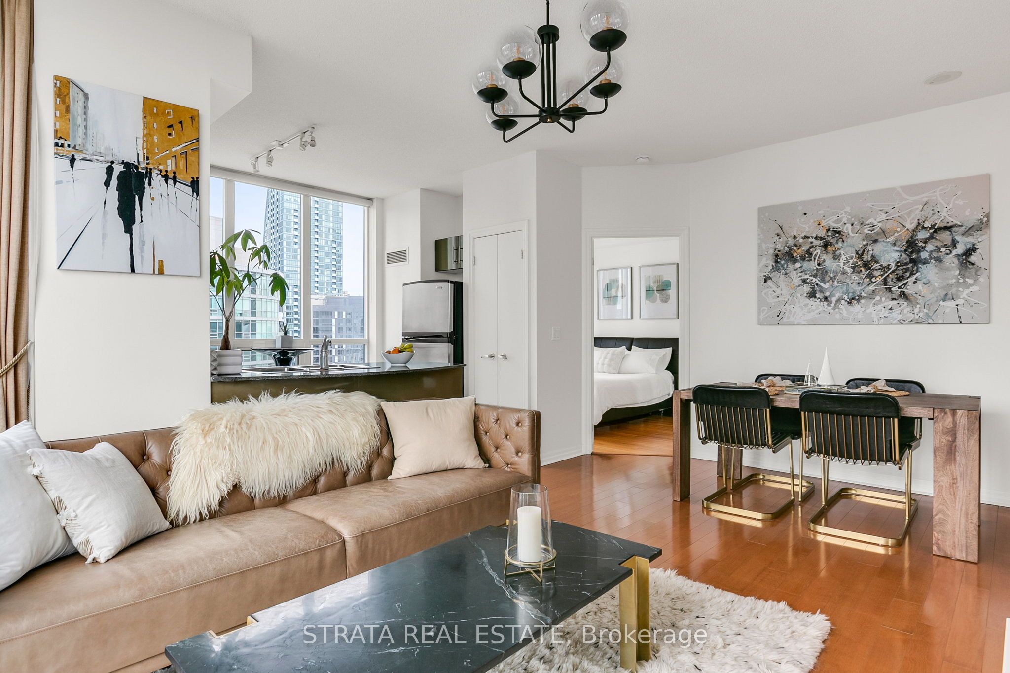 16 Yonge Street 3602