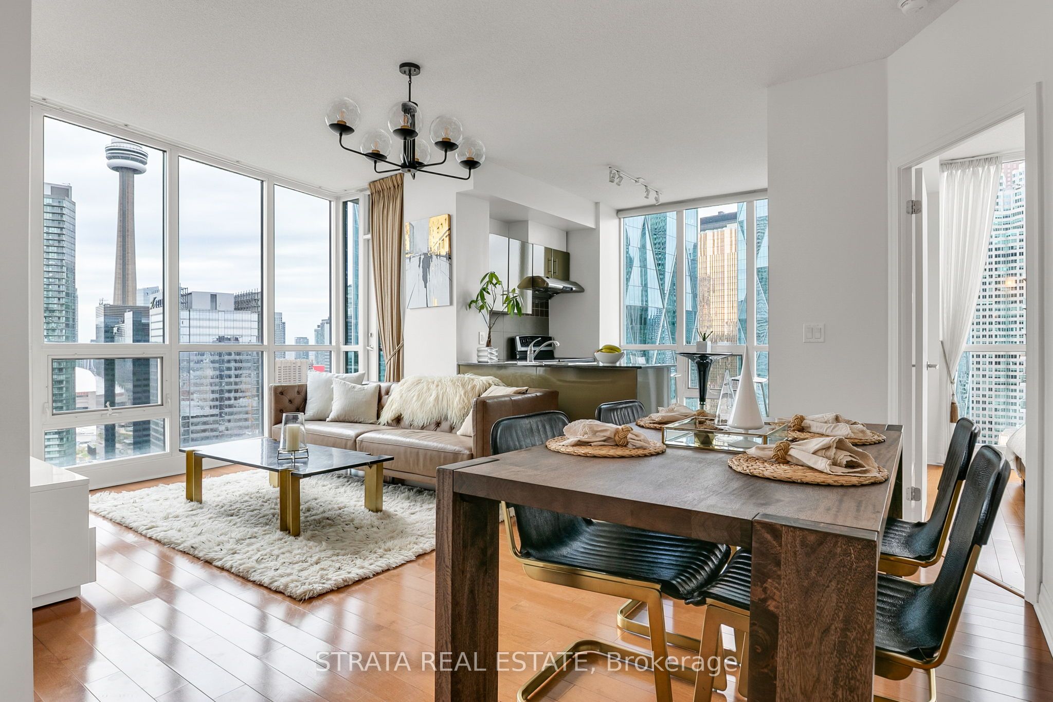 16 Yonge Street 3602